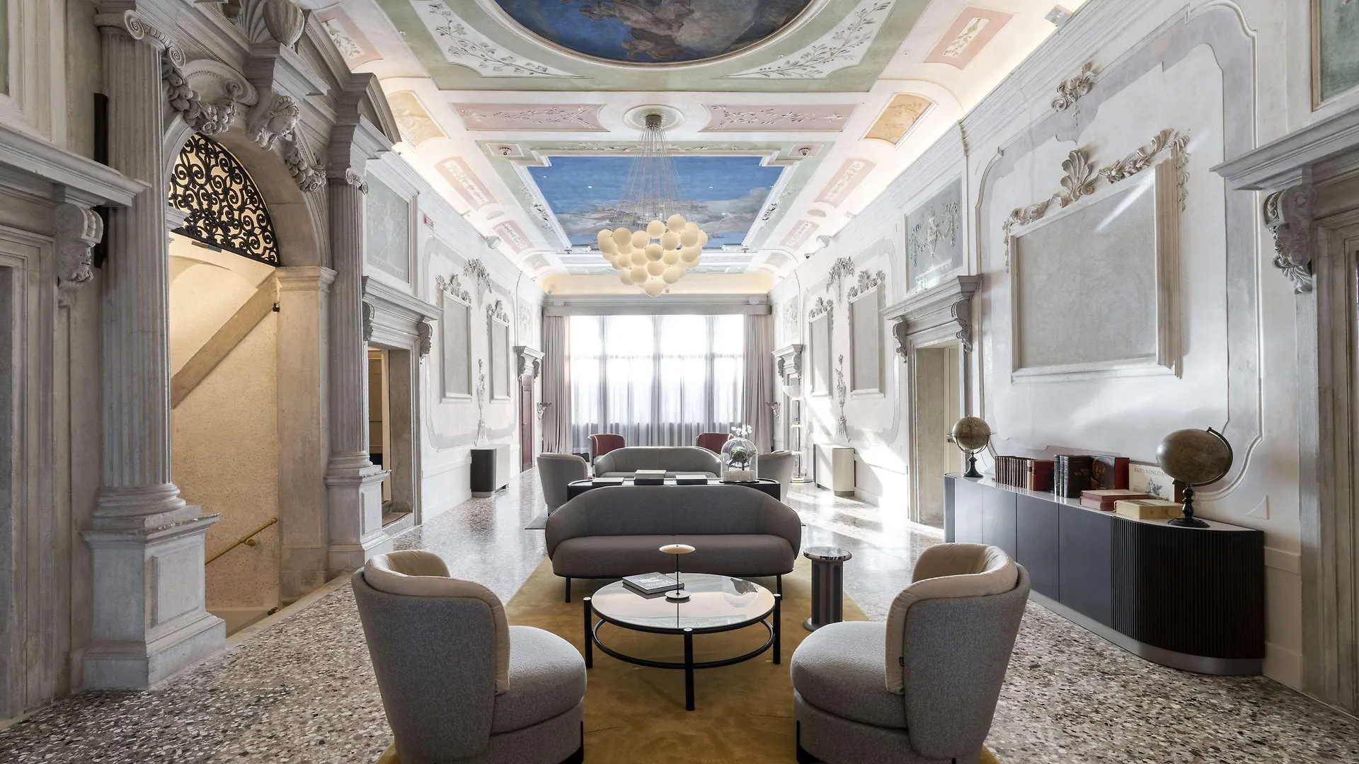 Radisson Collection Hotel, Palazzo Nani Venice contacts