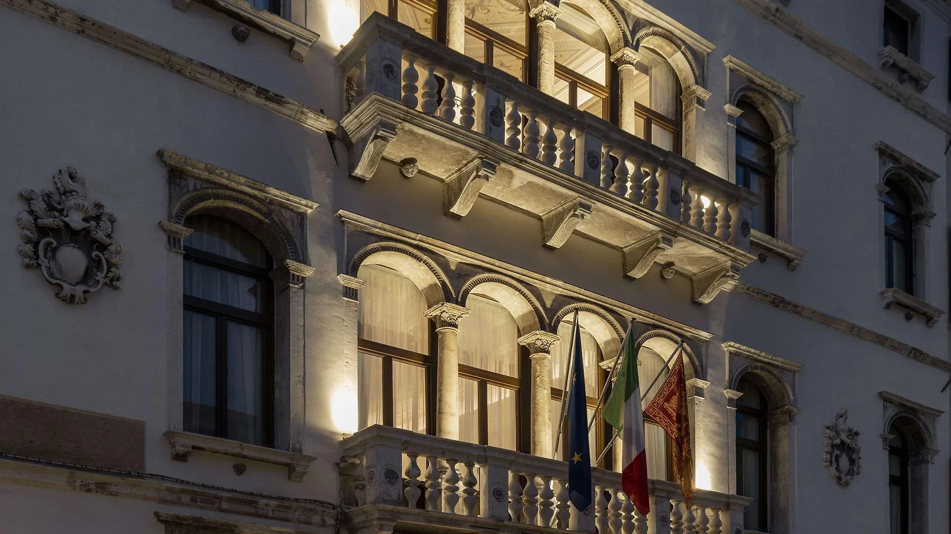 Radisson Collection Hotel, Palazzo Nani Venice 5*,