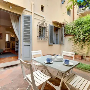 mamo-florence-geordie-apartment.it-tuscanyhotel.com/