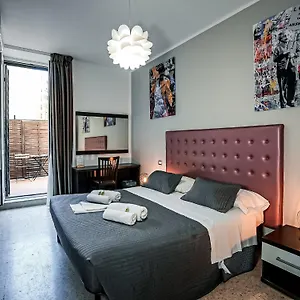 https://romami.it-romehotels.com